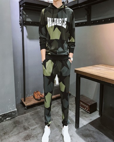 Fall New Leisure Trend Men's Camouflage Long Sleeved Sports Suit