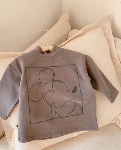 סוודר חורפי עם הדפס