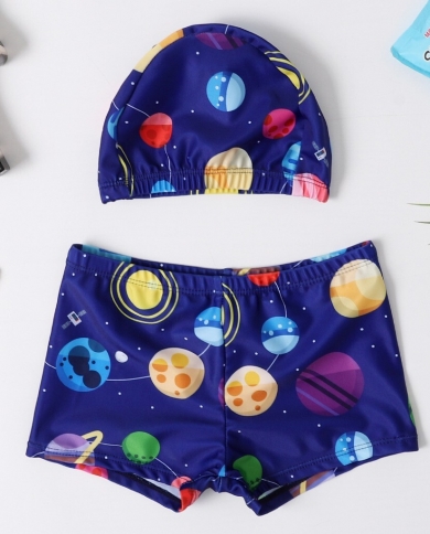 בוקסר לחוף עם כובע תואם בשילוב הדפס