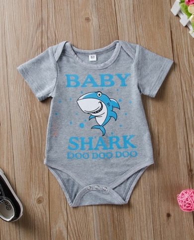 בגף גוף טי שירט לתינוקות בשילוב הדפס כריש