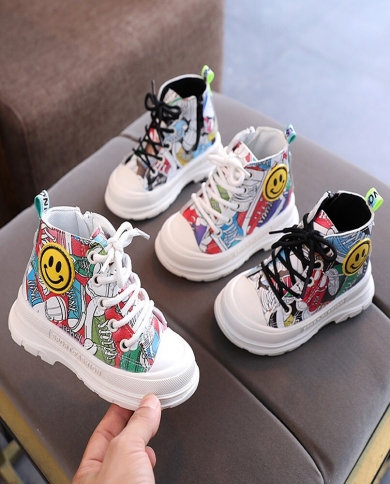 נעלי בייסיק גרפיטי