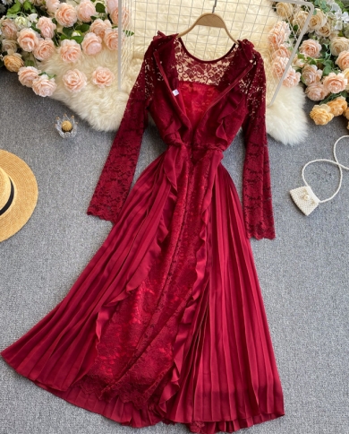 Retro Palace Style Dress Round Neck Long-sleeved Mesh Flower Stringy Selvedge Pleated Stitching Skirt