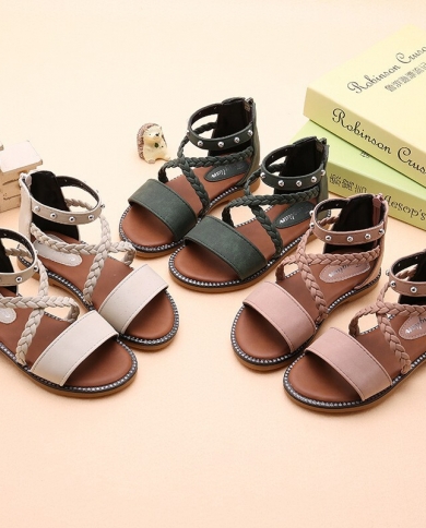 أحذية صيفية جديدة ناعمة مفتوحة الأصابع للبنات متوسطة الحجم أحذية الأميرة الرومانية المسطحة