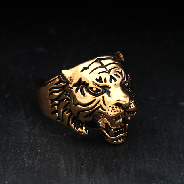 Кольцо с тигром золотое: модный аксессуар для уверенных в себе