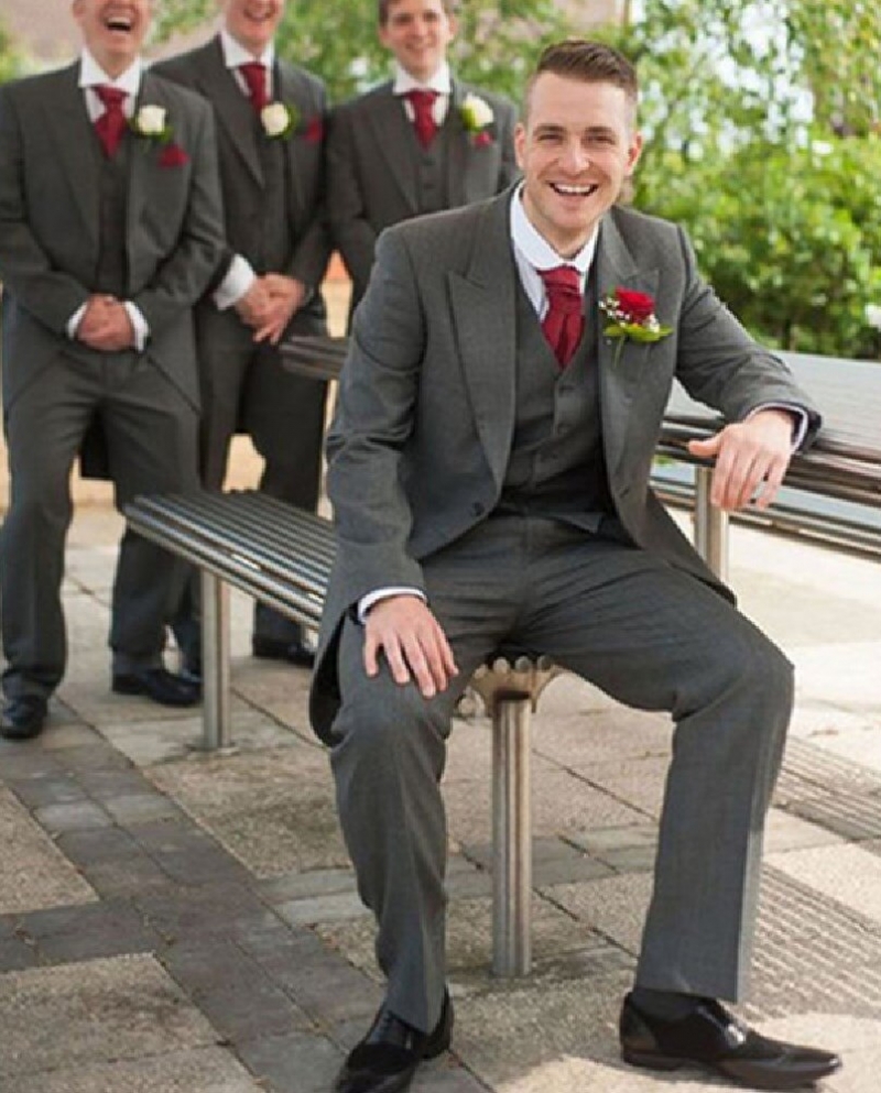 Custom Mens Suit Smoking Grey Tailcoat Men Wedding Suit Slim Fit 3 Piece Groom Tuxedo Groomsmen Suits Prom Blazer Terno