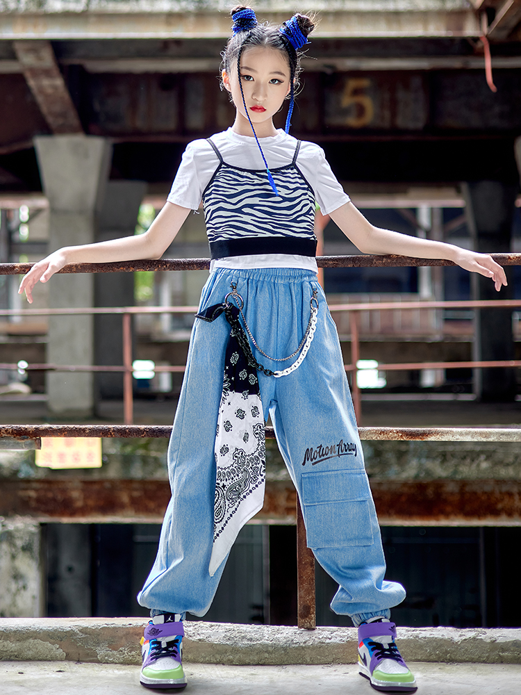 130 New Girls Clothes Hip Hop Dance Costume Crop Tops Loose Jeans Modern Jazz Dance Clothing Concert Festival Kpop Outfit Bl Description