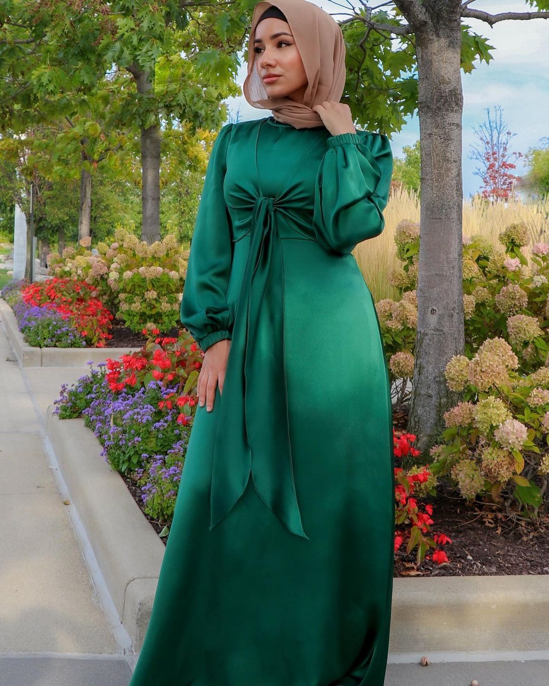99-Satin Clothing Kaftan Dress Satin Kaftan Abaya Dresses Abaya Dubai  Turkey Satin Abaya -Description