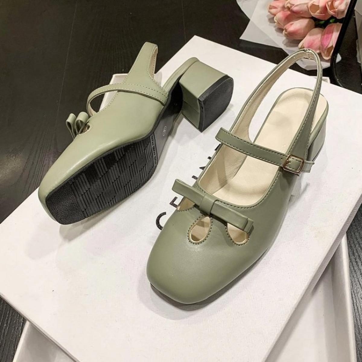 Designer discount narrow shoes