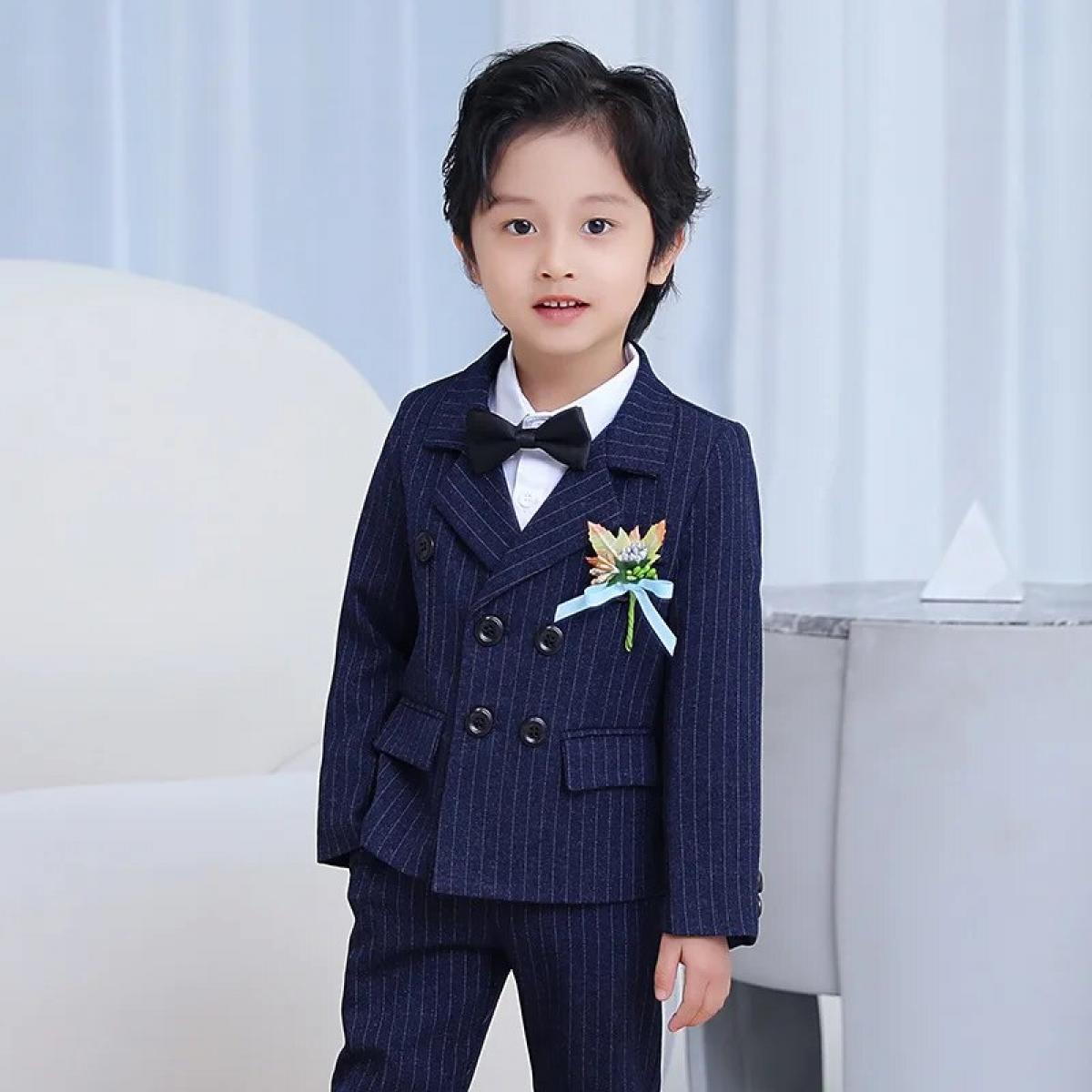 Amazon.com: FUN Costumes Infant Charming Prince Halloween Costume, Royal Prince  Outfit for Babies, King Regalia Dress Up 0/3 Months : Clothing, Shoes &  Jewelry