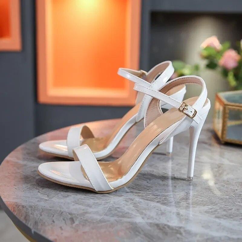 New fashion heels shop